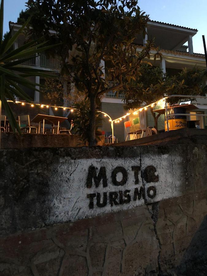 Mototurismo - Alla Scoperta Della Sardegna Sarroch Esterno foto